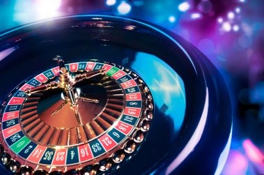 Adventures Beyond Wonderland slot game interface on parlay maxbet855