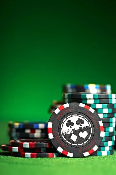 Honor of Kings live-dealer studio interface on parlay maxbet855