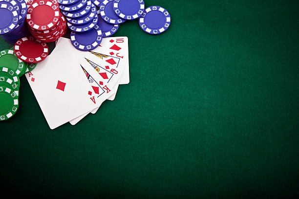 Weekly cashback and reload bonus structure on parlay maxbet855